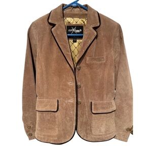 Maxima Women’s Suede Tan Jacket Size Small Tailored Fit 3 button closure